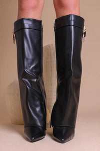 Isalie Boots mit Schloss detail