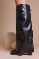 Isalie Boots mit Schloss detail