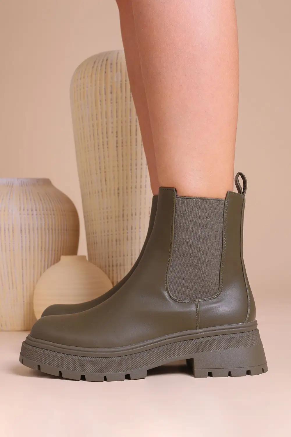 Lionara Chelsea Boots